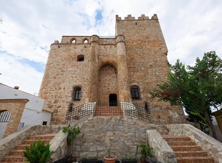 Castle Manzaneque, Spain